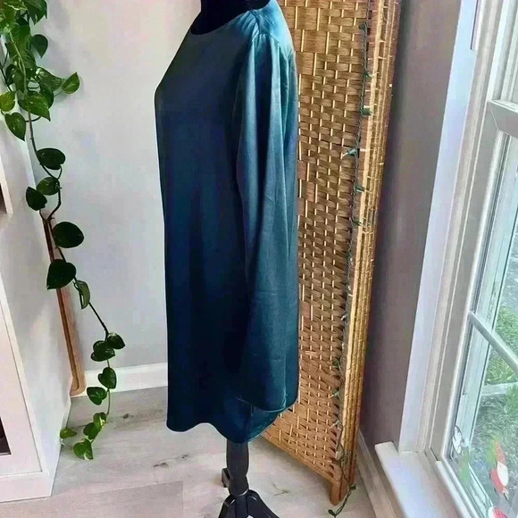 Madewell Shift Mini Dress in a Satin Dark Forrest Green - Picture 7 of 12